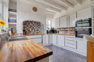 Kitchen- click for photo gallery